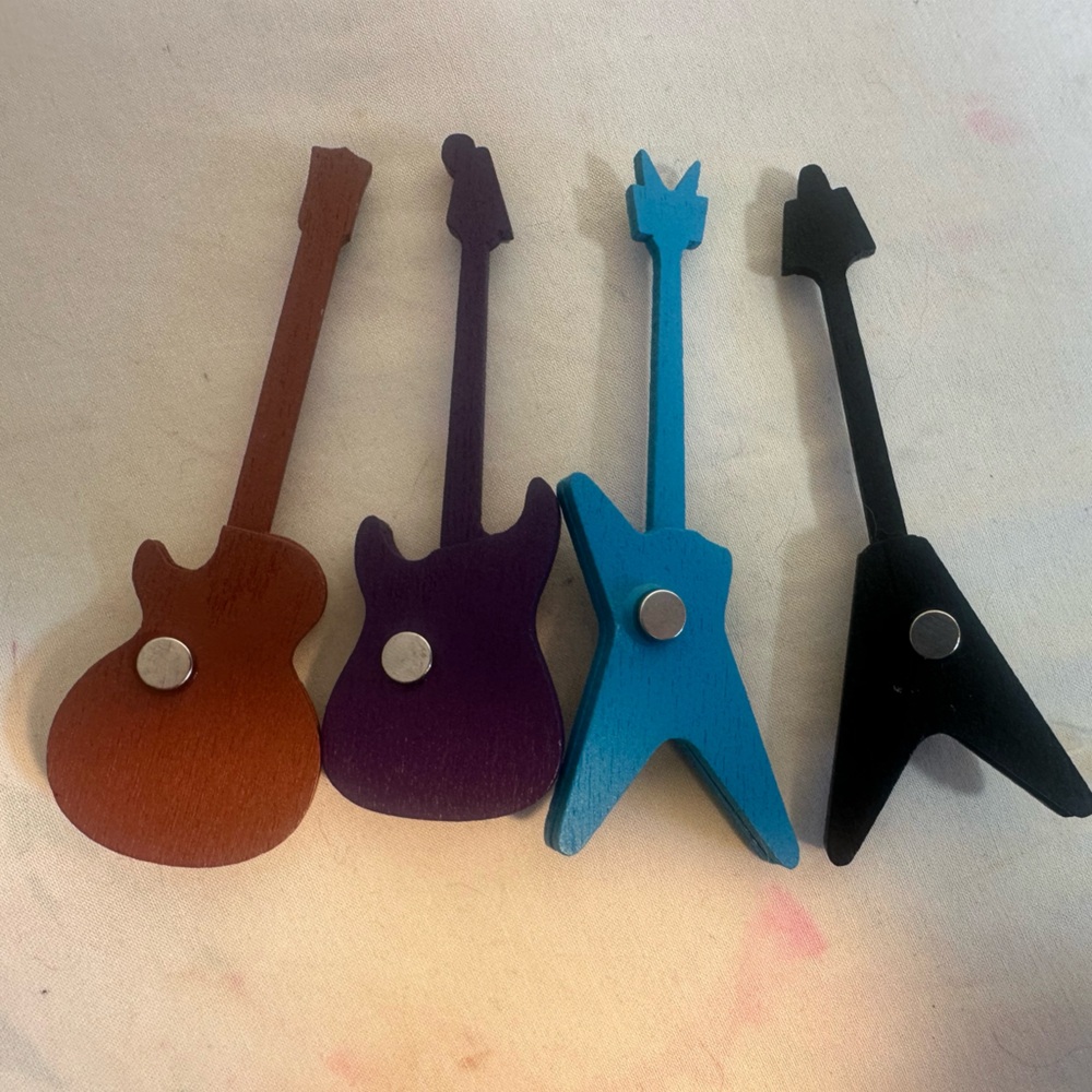 Small Guitar Magnets 4 Pack - Picture 3 of 3